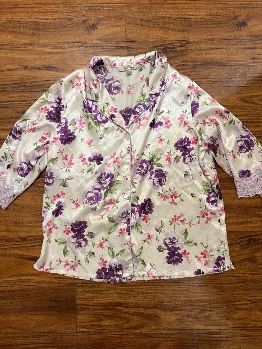 🌸 Morgan Taylor Floral Satin Pajama Top — Size L